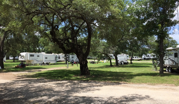 Eagle Ford Estates - RV Park - San Antonio, TX