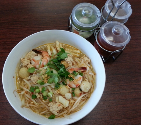 Thai Orchid Restaurant - Saint Louis, MO. Tom Yum Noodle Soup