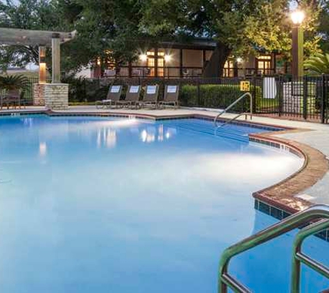 DoubleTree by Hilton Hotel Austin - University Area - Austin, TX
