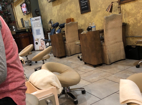 Isle of Serenity Nail Spa - West Hollywood, CA