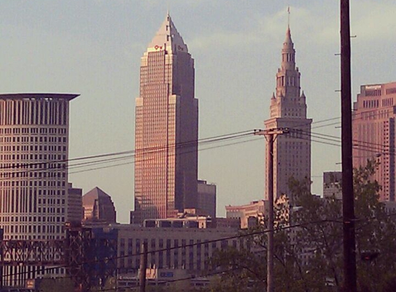 Hoopples River Bed Cafe - Cleveland, OH