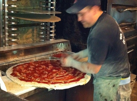 Bacci Pizzeria - Chicago, IL