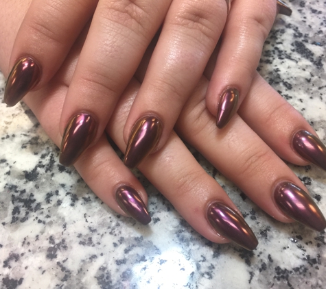 Nail design - Fort Wayne, IN. Chrome nails