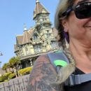 Carson Mansion - Historical Places