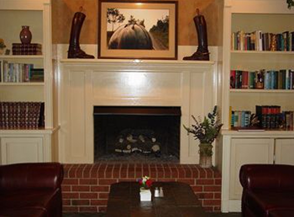 White columns inn - Thomson, GA