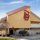 Red Roof Inn - Motels