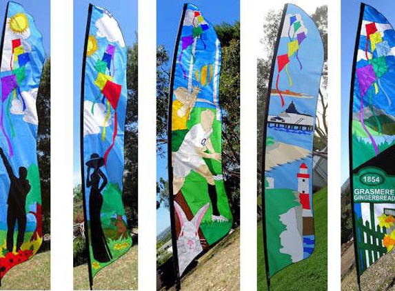 Ozfeathers - Willunga, SA. Artistic display
