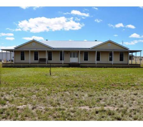 G.M. & G.L. Hilson Builders - White Hills, VIC