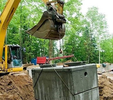 TER Septic Sight & Utilities LLC - Tomball, TX. Installing a Septic Tank