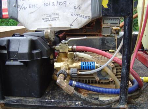 Custom Water Blasters & Repairs Pty Ltd - The Leap, QLD