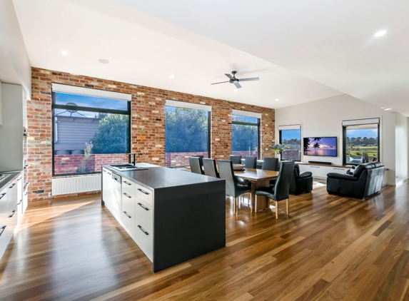 TOM TAYLOR BUILDING - Port Fairy, VIC
