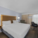 Hampton Inn Milford - Hotels