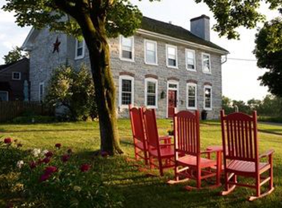 Osceola Mill House Bed and Breakfast - Gordonville, PA