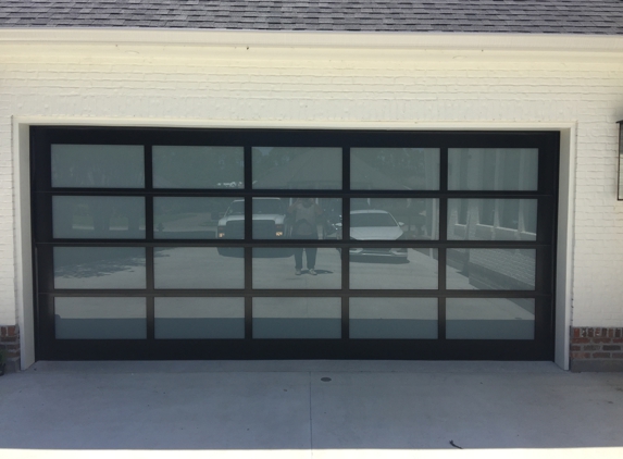 Joey's Garage Doors & Renovations Services - Metairie, LA
