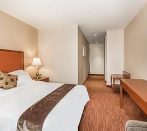 Ramada by Wyndham Flushing Queens - Flushing, NY