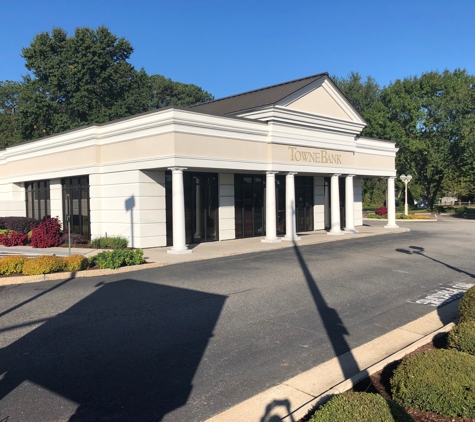 TowneBank, Branch Location - Newport News, VA