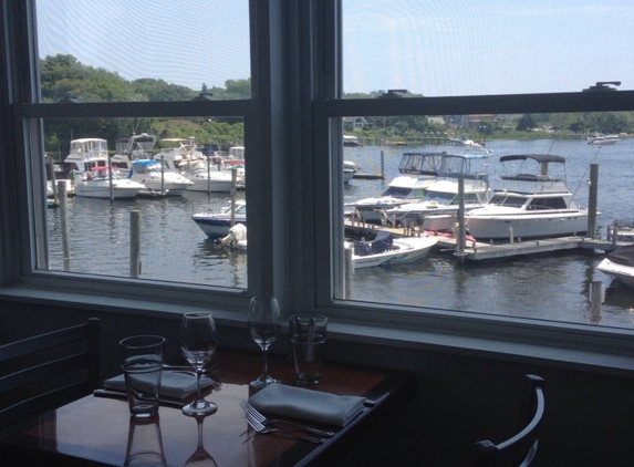 TwoTen Oyster Bar & Grill - South Kingstown, RI