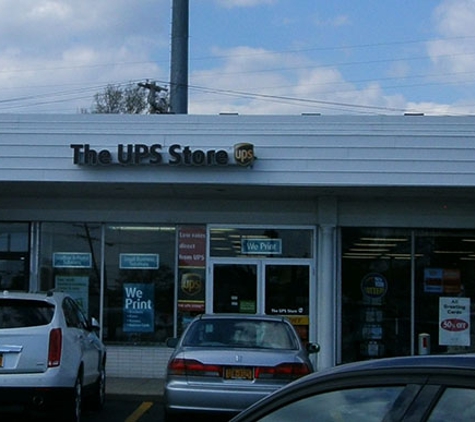 The UPS Store - Hewlett, NY