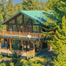 Dog Creek Lodge & Nordic Center - Pet Boarding & Kennels