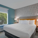 Home2 Suites by Hilton Largo - Hotels