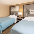 Super 8 by Wyndham Laredo